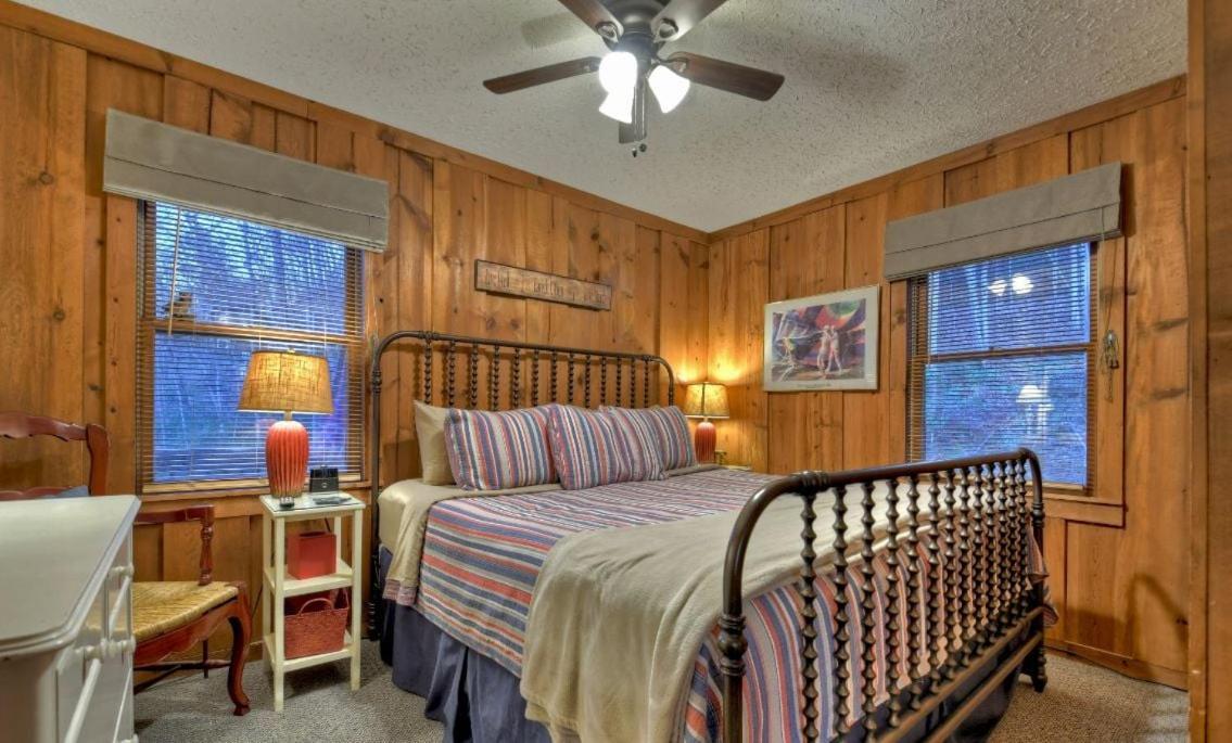 American Dream Americana Decor Close To Downtown Blue Ridge Eksteriør bilde